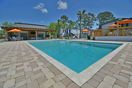 Cypress-Park-2-pool-1372-1200w